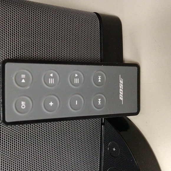 Bose speaker older Sounddock - Picture 2 of 4